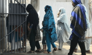 سینٹرل جیل کراچی: ہزاروں قیدیوں کی رشتہ داروں سے ملاقات کے لیے آن لائن سہولت متعارف