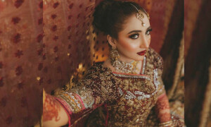 دلہے کے بغیر اپنی رخصتی پر تنقید کرنے والوں کو سحر مرزا کا کرارا جواب