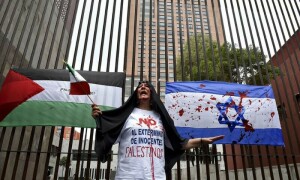 &rsquo;اسرائیل، فلسطینیوں کو محکوم بنانے کے لیے جنسی استحصال کا سہارا لیتا ہے&lsquo;