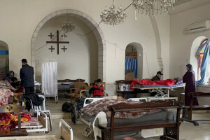 PHOTOS: Church houses Gaza&rsquo;s injured