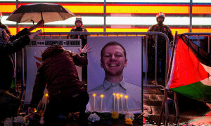 Hamas holds up US airman as &lsquo;immortal&rsquo; after Gaza protest