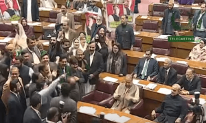 Ruckus in NA as Nawaz, Shehbaz enter