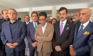 MQM-P to vote for coalition&rsquo;s candidate for NA speaker, deputy and PM
