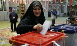ایران: مہسا امینی کی موت کے بعد پہلے انتخابات، ووٹر ٹرن آؤٹ انتہائی کم