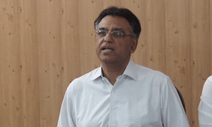 9 مئی جلاؤ گھیراؤ کیس: اسد عمرکی عبوری ضمانت میں 7 مارچ تک توسیع