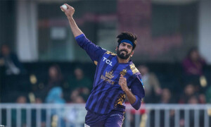 کوئٹہ گلیڈی ایٹرز کے اسپنر عثمان طارق کا باؤلنگ ایکشن مشکوک رپورٹ
