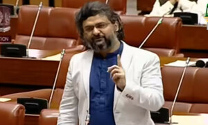 صحافی کو دھمکانے کا کیس: پی ٹی آئی رہنما فیصل جاوید پر فرد جرم عائد