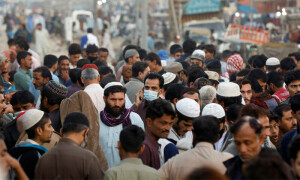 سروے: ملک درست سمت میں گامزن ہے، 10 میں سے صرف ایک پاکستانی کی رائے