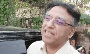Pre-arrest bail of Imran&rsquo;s sisters, Asad Umar extended