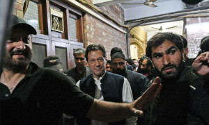 اڈیالہ جیل میں عمران خان کے تحفظ کیلئے انصاف لائرز فورم کا سندھ ہائیکورٹ سے رجوع