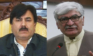 اسفندیار ولی کا ہتک عزت کا دعویٰ، شوکت یوسفزئی کو 15 کروڑ روپے ہرجانہ ادا کرنے کا حکم