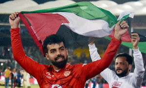 ابھی فیصلہ نہیں کیا لیکن یہ فتح فلسطینیوں کے نام کرنی چاہیے، شاداب خان