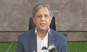 مراعات یافتہ طبقے سے ٹیکس وصولی بڑا چیلنج ہے، وزیر قانون