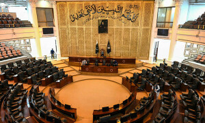 خیبرپختونخوا اسمبلی کا اجلاس بلانے پر اسپیکر اور گورنر میں آئینی جنگ شدت اختیار کر گئی