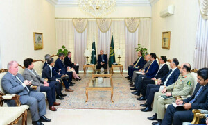 وزیراعظم نے اقتصادی رابطہ سمیت کابینہ کی 7 کمیٹیاں تشکیل دے دیں