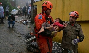 برازیل میں طوفان کے باعث 12 افراد ہلاک، ملبے تلے دبی لڑکی کو 16 گھنٹے بعد بچا لیا گیا