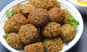 رمضان اسپیشل: مشرق وسطیٰ کی مشہور ڈش &rsquo;فلافل&lsquo;