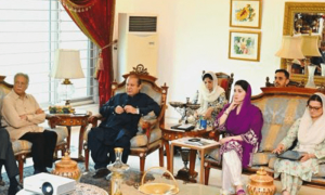 Despite flak, Nawaz chairs another government meeting