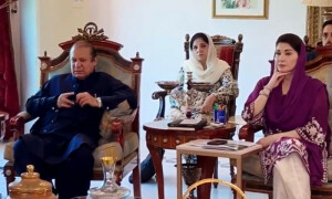 تنقید کے باوجود نواز شریف کی زیرِصدارت حکومتِ پنجاب کا ایک اور اجلاس منعقد