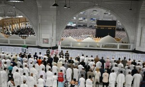 حرم شریف میں ختم القرآن کے بعد دعا کے دوران رقت آمیز مناظر