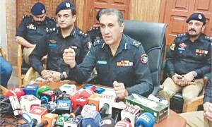 ڈکیت گینگ کیخلاف پولیس کو جلد جدید ترک اسلحے سے لیس کیا جائے گا، آئی جی سندھ