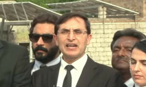 &rsquo;بہاولنگر واقعہ&lsquo; جنگل کے قانون کا ثبوت ہے، بادشاہ ظلم کرکے معافیاں بھی منگواتا ہے، بیرسٹر گوہر