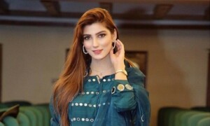مداحوں کی ٹرولنگ کے بعد نازش جہانگیر نے انسٹاگرام پرائیویٹ کرلیا
