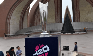 ٹی 20 کرکٹ ورلڈ کپ 2024 کی ٹرافی پاکستان پہنچ گئی