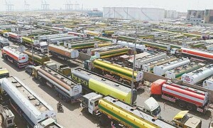 ڈیلرز نے پیٹرولیم مصنوعات کی قیمتوں کو ڈی ریگولیٹ کرنے کی حکومتی پالیسی مسترد کردی