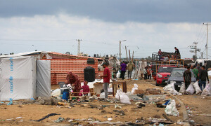 PHOTOS: Palestinians flee Rafah after Israeli forces launch ground and air operation