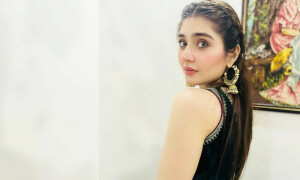 &rsquo;عشق مرشد&lsquo; کے بعد لوگ انٹرنیٹ پر در فشاں ہاٹ تلاش کرتے رہے، اداکارہ کا شکوہ