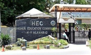 Varsity teachers to observe black day to protest cut in HEC budget