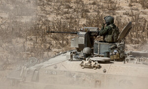 Hamas &lsquo;ready for deal&rsquo; if Israel stops war