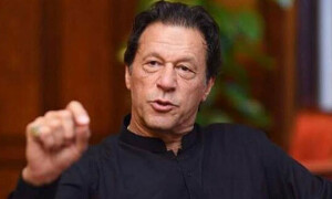 متنازع ٹوئٹ کا معاملہ: عمران خان نے ایف آئی اے ٹیم سے ملنے سے انکار کردیا
