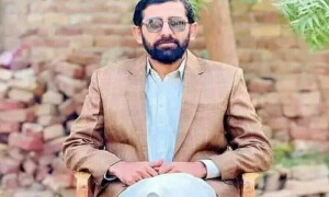 سندھ ہائیکورٹ: صحافی نصر اللہ کے قتل کی تحقیقات بذریعہ جوڈیشل کمیشن کرانے کی درخواست دائر