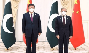 وزیر اعظم شہباز شریف کا دورہ چین، توجہ مزید سرمایہ کاری پر مرکوز ہے، احسن اقبال