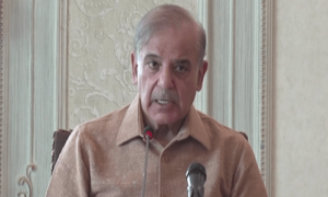 ہم نے ہر معاملہ مسلح افواج پر چھوڑ دیا جو خطرناک روش ہے، وزیر اعظم