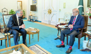 In meeting with Bill Gates, PM Shehbaz vows to eradicate polio from Pakistan