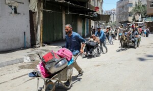 Israel storms Gaza City neighbourhood, orders Palestinians to go south