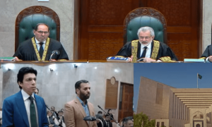 سپریم کورٹ نے فیصل واڈا، مصطفٰی کمال کی غیر مشروط معافی قبول کرلی، توہین عدالت کا نوٹس واپس