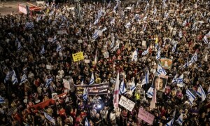Thousands of Israelis take to streets demanding hostage swap deal with Palestinian factions