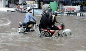 اسلام آباد، لاہور سمیت ملک کے مختلف حصوں میں موسلادھار بارش
