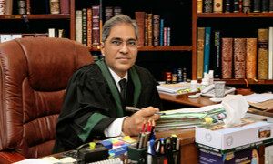 جسٹس شفیع صدیقی کل سندھ ہائیکورٹ کے چیف جسٹس کے عہدے کا حلف اٹھائیں گے