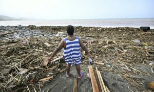 Disaster-hit nations appeal for climate aid