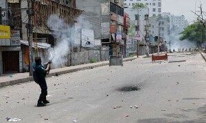 Security escort, taxis help Indian students escape BD