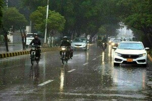کراچی میں آج بھی بارش کی پیش گوئی