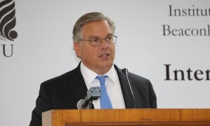 US committed to supporting Pakistan in climate management, education: ambassador