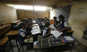 KP cabinet reverses upgradation of 130,000 teachers over &lsquo;anomalies&rsquo;