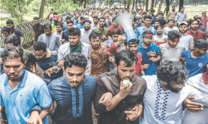 Bangladesh chief justice, central bank head quit amid protests