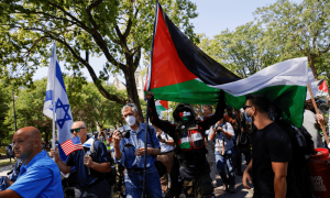 Thousands march against Israel&rsquo;s Gaza offensive at Chicago DNC